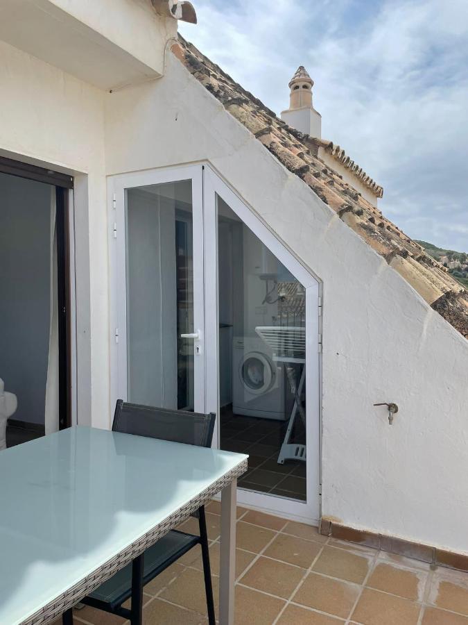 Penthouse Marina La Duquesa Apartment Manilva Exterior photo
