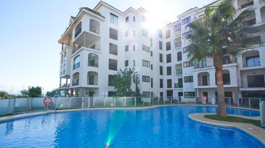 Penthouse Marina La Duquesa Apartment Manilva Exterior photo